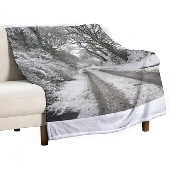 Новое одеяло Braggs Farm Lane in the snow, персонализированное подарочное постельное фланелевое одеяло в клетку
